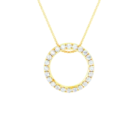 Circle pendant necklace