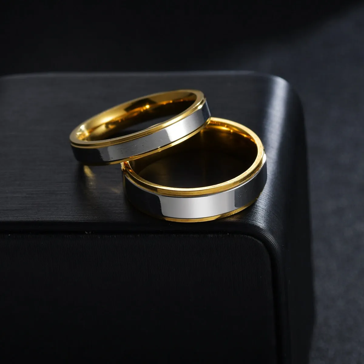 Premium Stainless Steel Gold Couple Rings - Valentine's Day Gift, Trendy Japanese and Korean Design - Unisex Ring Set