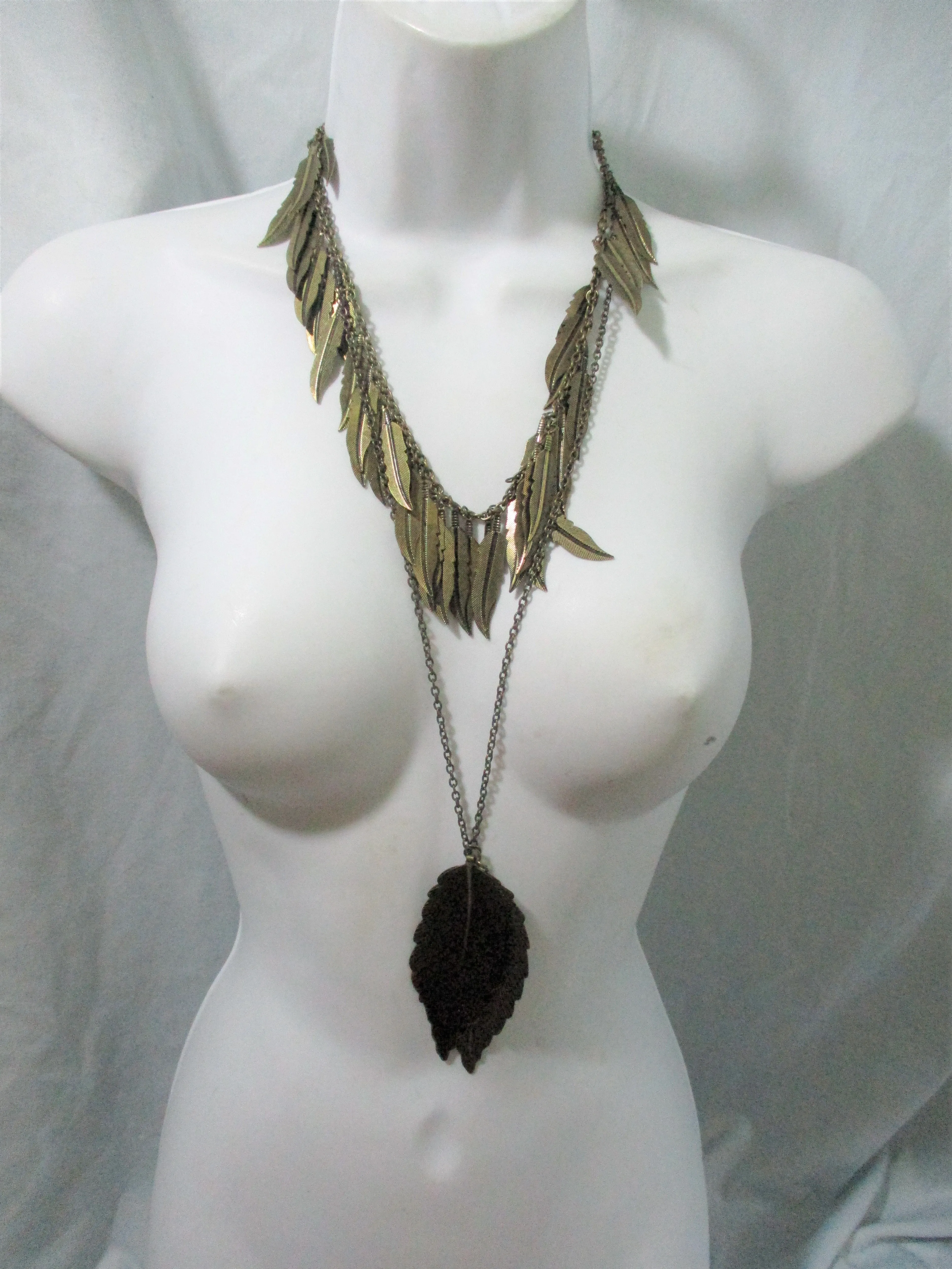 Set 2 DOUBLE FEATHER LEAF Acrylic Lariat Pendant NECKLACE Boho Charm