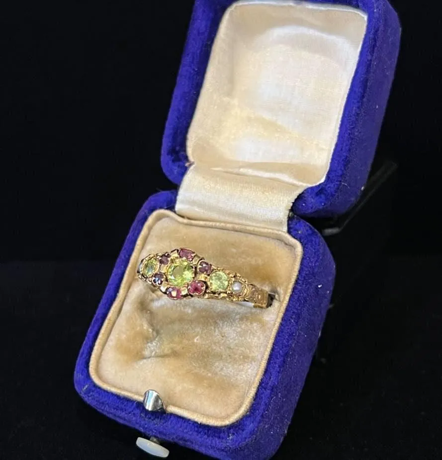 Victorian 15ct Peridot, Garnet & Pearl Ring